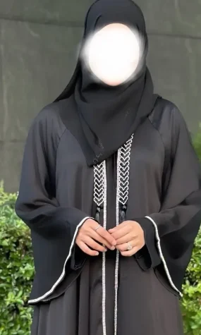 Qalbi Noir 4